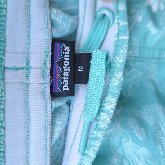 Patagonia Turquoise Baggies - Picture 6 of 7